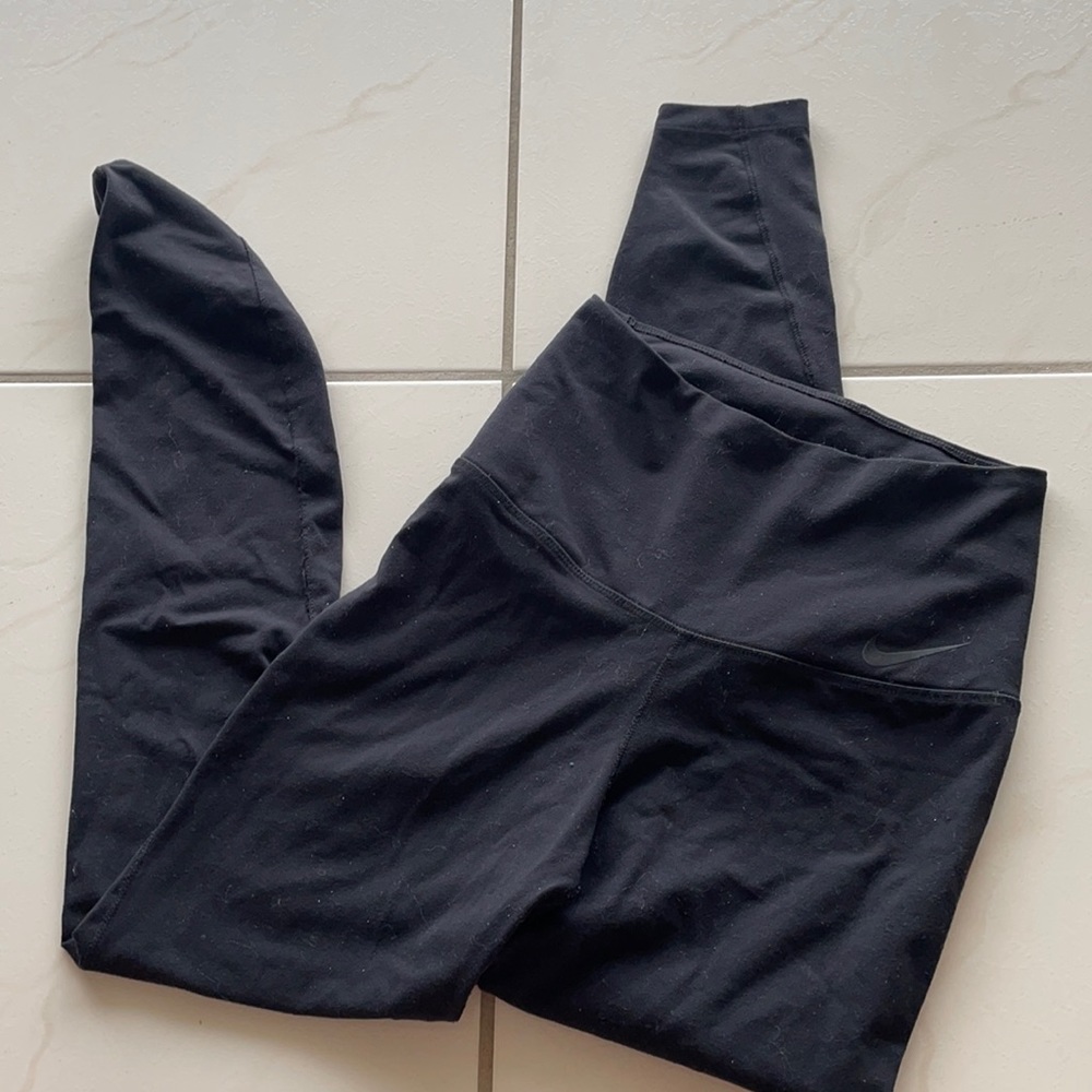 Nike compression leggings